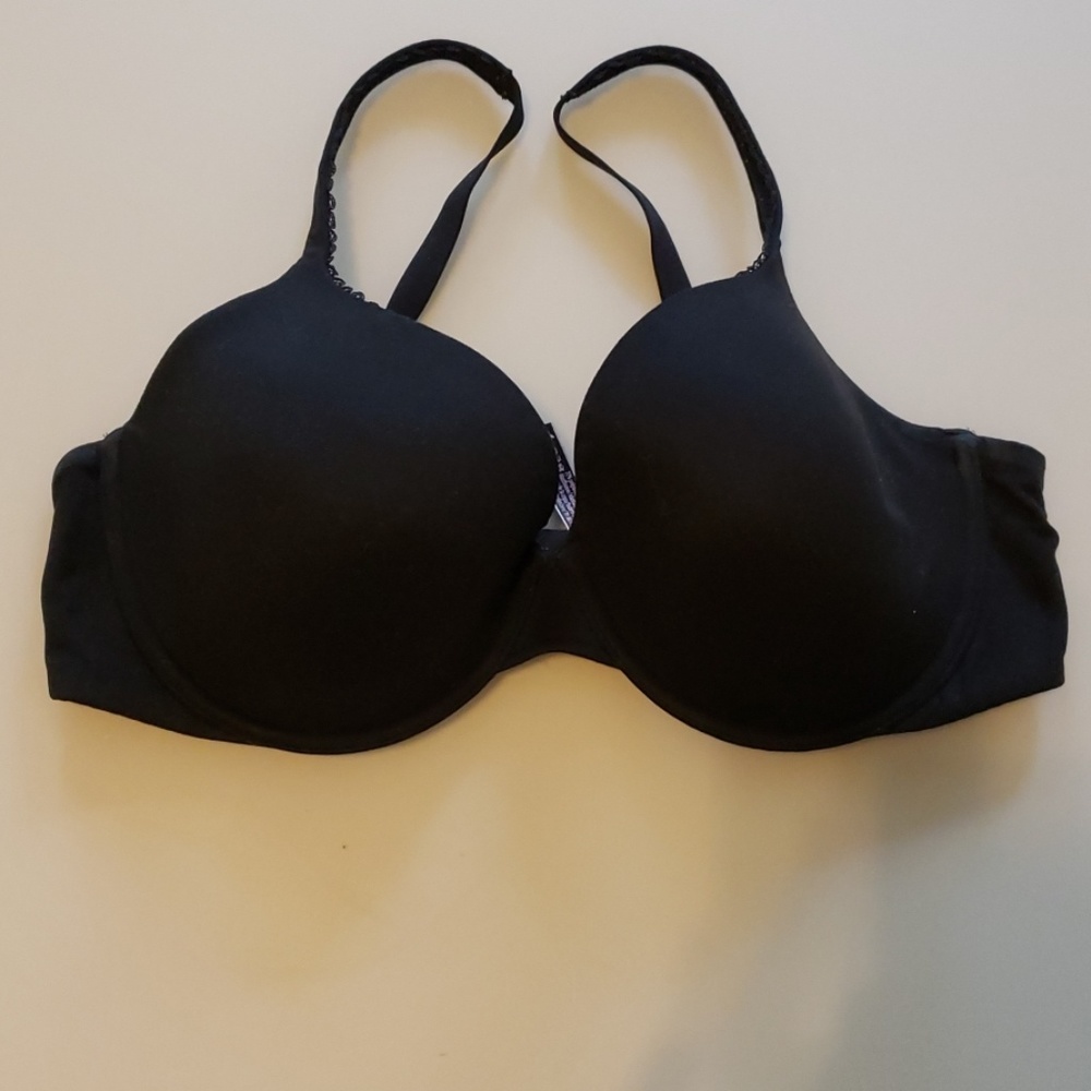 Victoria Secret Bra 38D